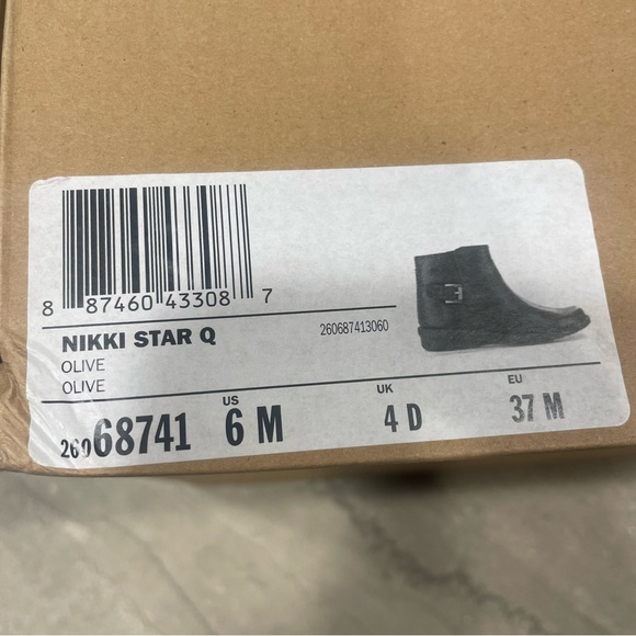 Clarks Nikki Star Q Olive Flat Ankle Boots - Size 6 - Picture 8 of 9